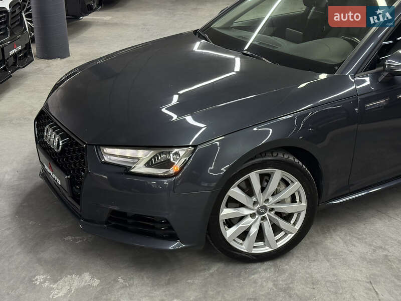 Седан Audi A4 2017 в Одессе