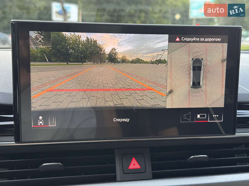 Седан Audi A4 2022 в Дніпрі