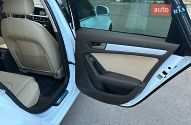 Седан Audi A4 2015 в 