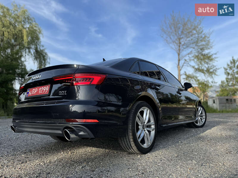 Седан Audi A4 2016 в Самборе