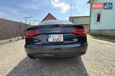 Седан Audi A4 2012 в 