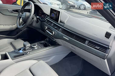 Седан Audi A4 2017 в 