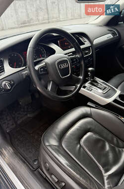 Седан Audi A4 2011 в 