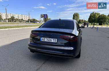 Седан Audi A4 2014 в 