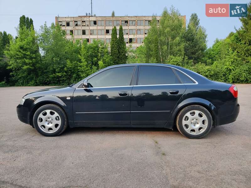 Седан Audi A4 2003 в Киеве