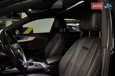 Седан Audi A4 2016 в 