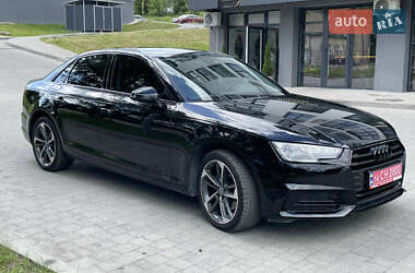 Седан Audi A4 2019 в 