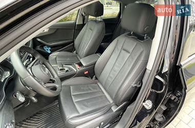 Седан Audi A4 2019 в 