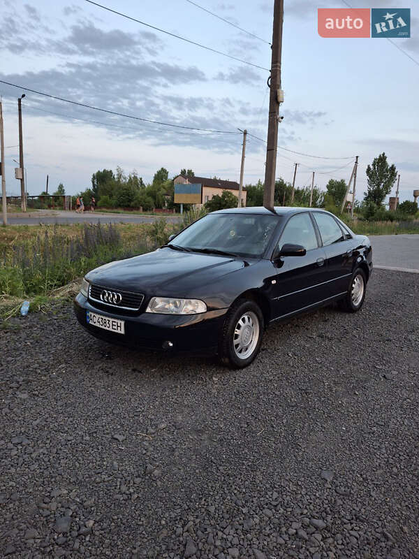 Седан Audi A4 1999 в Ковеле