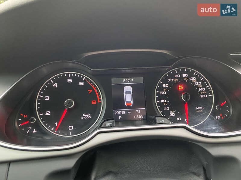 Седан Audi A4 2014 в Львове