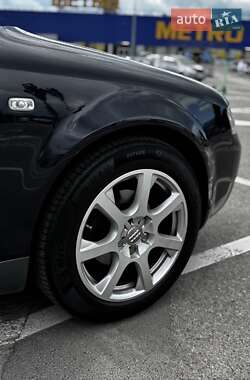 Седан Audi A4 2002 в 