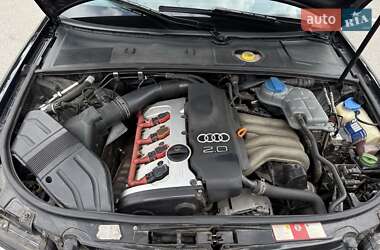 Седан Audi A4 2002 в 