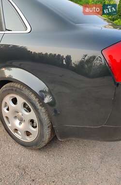 Седан Audi A4 2003 в 