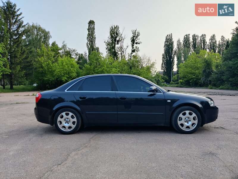 Седан Audi A4 2003 в Киеве
