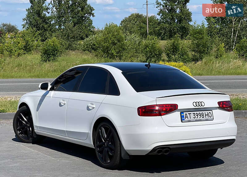 Седан Audi A4 2014 в Коломиї