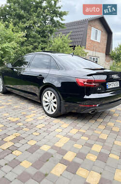 Седан Audi A4 2017 в 