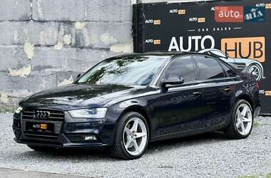 Седан Audi A4 2012 в 