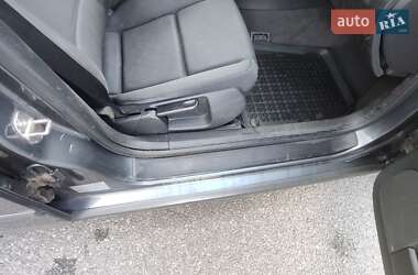 Седан Audi A4 2001 в 