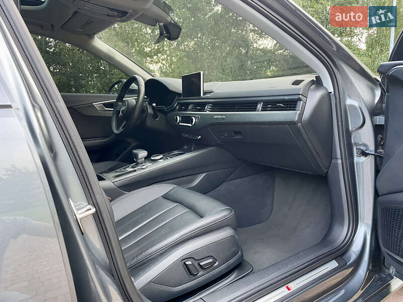 Седан Audi A4 2016 в Харькове