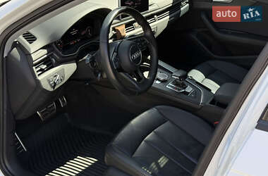 Седан Audi A4 2016 в 