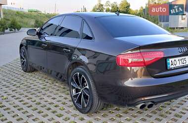 Седан Audi A4 2013 в 