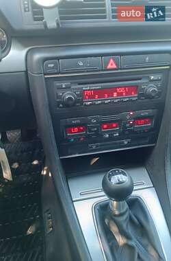 Универсал Audi A4 2002 в 
