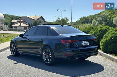 Седан Audi A4 2016 в 