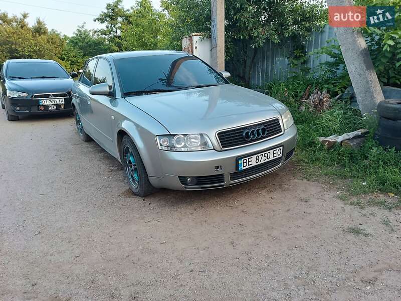 Седан Audi A4 2002 в Кропивницком