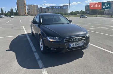 Седан Audi A4 2014 в Каменец-Подольском