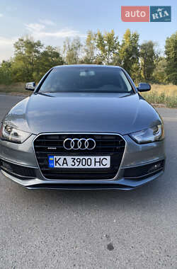 Седан Audi A4 2013 в Киеве