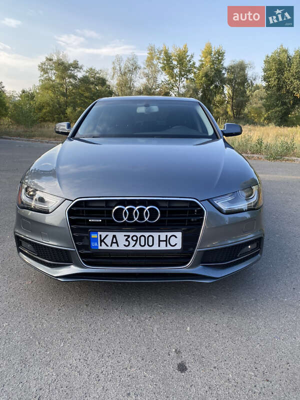 Седан Audi A4 2013 в Киеве