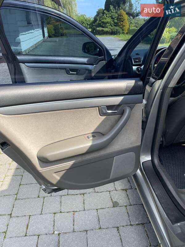 Универсал Audi A4 2003 в Надворной