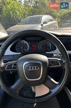 Седан Audi A4 2009 в 