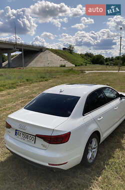 Седан Audi A4 2017 в 