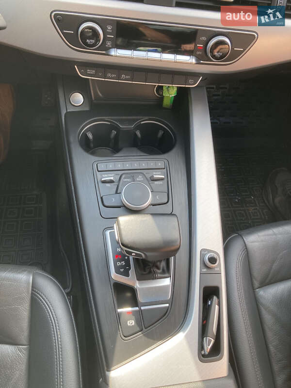 Седан Audi A4 2017 в Харькове