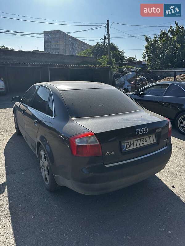 Седан Audi A4 2000 в Одессе