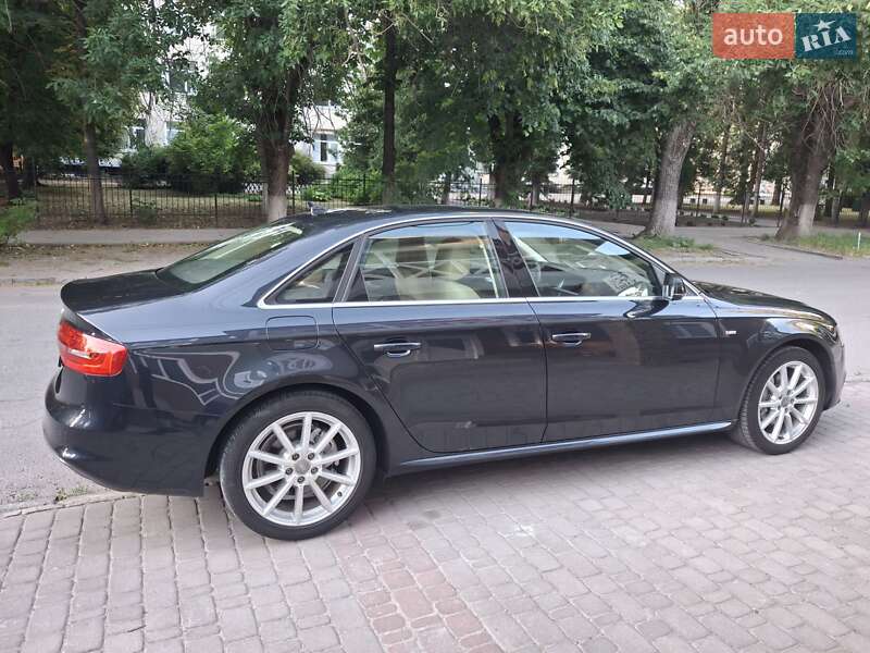 Седан Audi A4 2015 в Каменец-Подольском