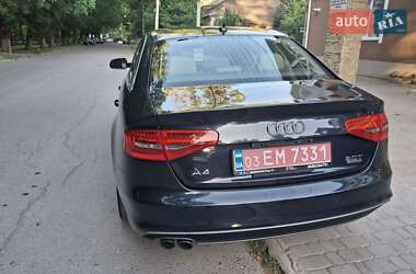Седан Audi A4 2015 в 