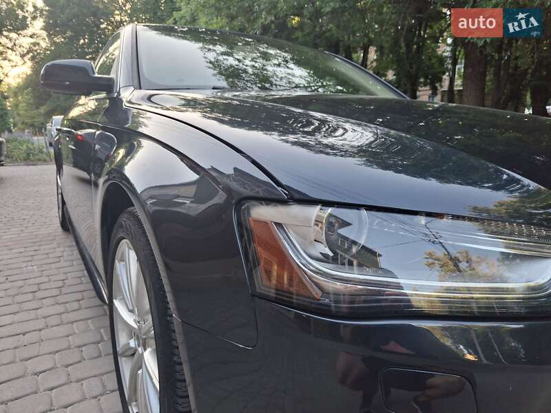 Седан Audi A4 2015 в Каменец-Подольском