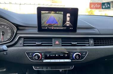 Седан Audi A4 2019 в 