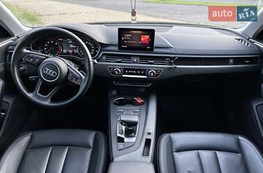 Седан Audi A4 2019 в 