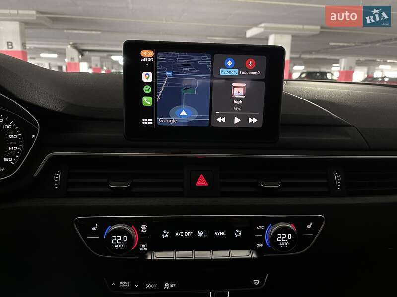 Седан Audi A4 2019 в Львове
