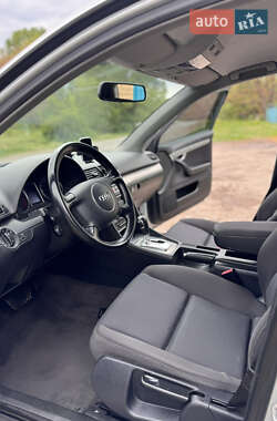 Седан Audi A4 2003 в 
