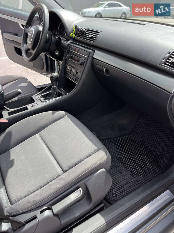 Универсал Audi A4 2005 в Киеве