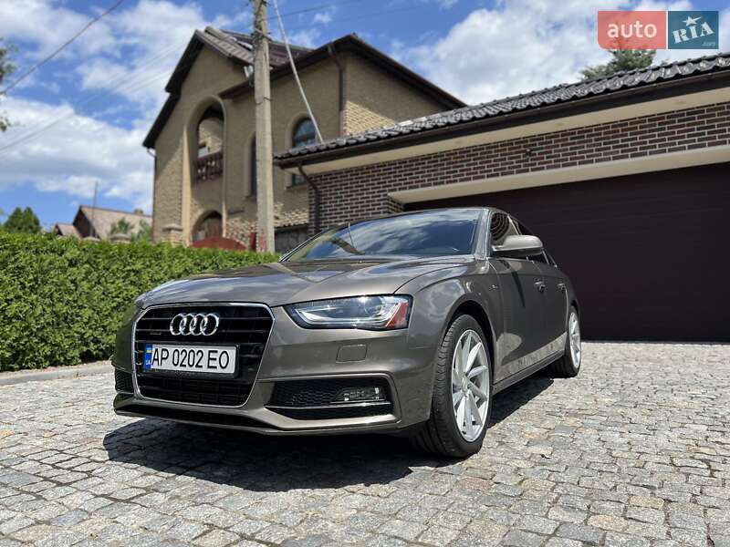Седан Audi A4 2014 в Днепре