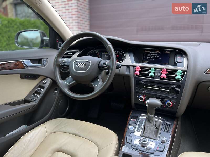 Седан Audi A4 2014 в Днепре