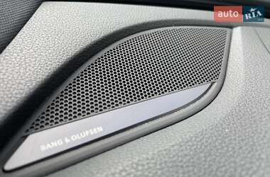 Седан Audi A4 2017 в 
