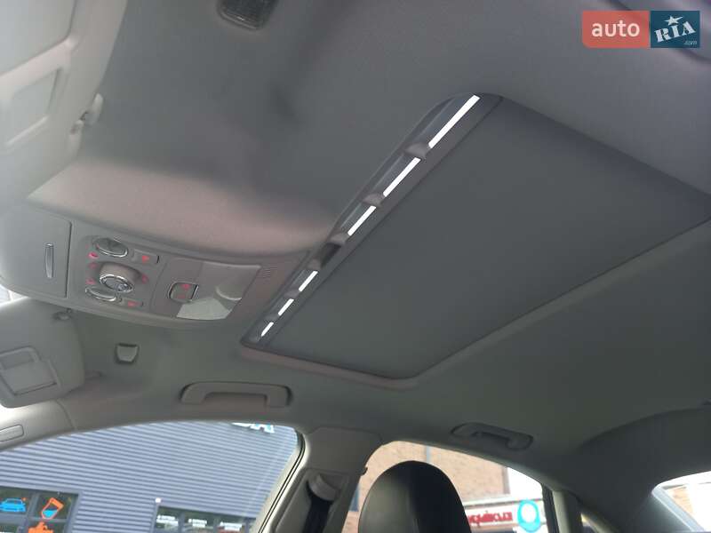 Седан Audi A4 2013 в Кременчуге