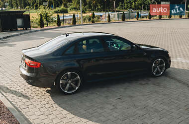 Седан Audi A4 2015 в 