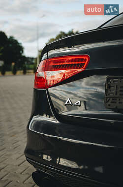 Седан Audi A4 2015 в 
